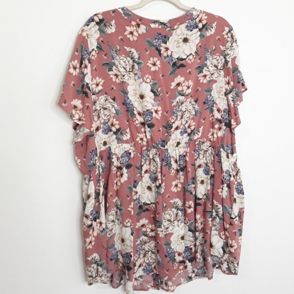 TORRID ROSE FLORAL CHALLIS BUTTON BABYDOLL TOP NWT sz 3 - Picture 6 of 9